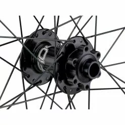 HOPE Pro 4 + Fortus 26 Disc 6-Loch 29" Boost Laufradsatz 38 HOPE Pro 4 + Fortus 26 Disc 6-Loch 29" Boost Laufradsatz -Fulcrum-Laden 395322