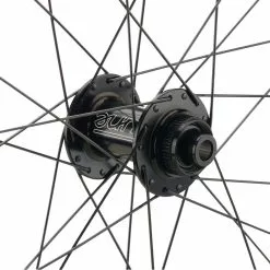 Tune Crosser Carbon Endurance Disc Center Lock 28" Laufradsatz -Fulcrum-Laden 430947
