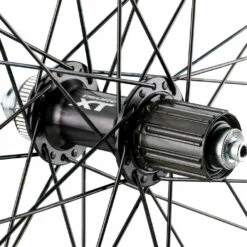 Urban Shutter Precision/XT Disc Center Lock 28" Laufradsatz -Fulcrum-Laden 192825