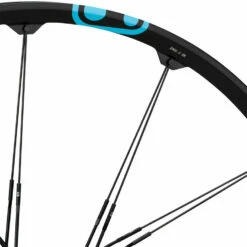 Crankbrothers Zinc 3 Disc 6-Loch Laufradsatz -Fulcrum-Laden 347370