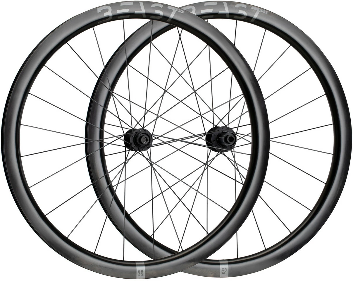 GR40 Disc Center Lock Carbon 28" Laufradsatz 1 GR40 Disc Center Lock Carbon 28" Laufradsatz