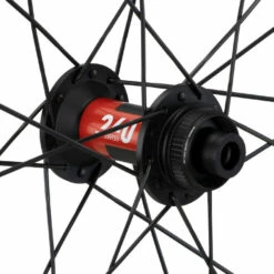 GR40 Disc Center Lock Carbon 28" Laufradsatz 8 GR40 Disc Center Lock Carbon 28" Laufradsatz -Fulcrum-Laden 379531