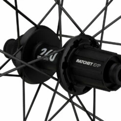 Dt-swiss ARC 1400 DICUT 80 Carbon Disc Center Lock 28" Laufradsatz 10 Dt-swiss ARC 1400 DICUT 80 Carbon Disc Center Lock 28" Laufradsatz -Fulcrum-Laden 436914