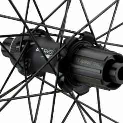 Dt-swiss HEC 1400 SPLINE 62 Carbon Disc Center Lock Hybrid 28" Laufradsatz -Fulcrum-Laden 437046