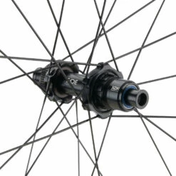 Newmen Advanced SL R.65 Streem Disc Center Lock Carbon 28" Laufradsatz -Fulcrum-Laden 453439