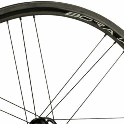 Campagnolo® Bora WTO 33 Carbon 28" Laufradsatz 19 Campagnolo® Bora WTO 33 Carbon 28" Laufradsatz -Fulcrum-Laden 464511
