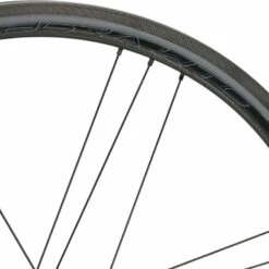 Campagnolo® Bora WTO 33 Carbon 28" Laufradsatz 27 Campagnolo® Bora WTO 33 Carbon 28" Laufradsatz -Fulcrum-Laden 464519