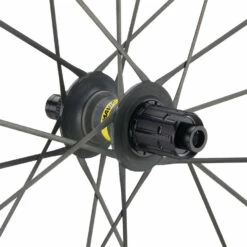 Mavic Cosmic Ultimate UST Disc Center Lock Carbon Laufradsatz 12 Mavic Cosmic Ultimate UST Disc Center Lock Carbon Laufradsatz -Fulcrum-Laden 484858